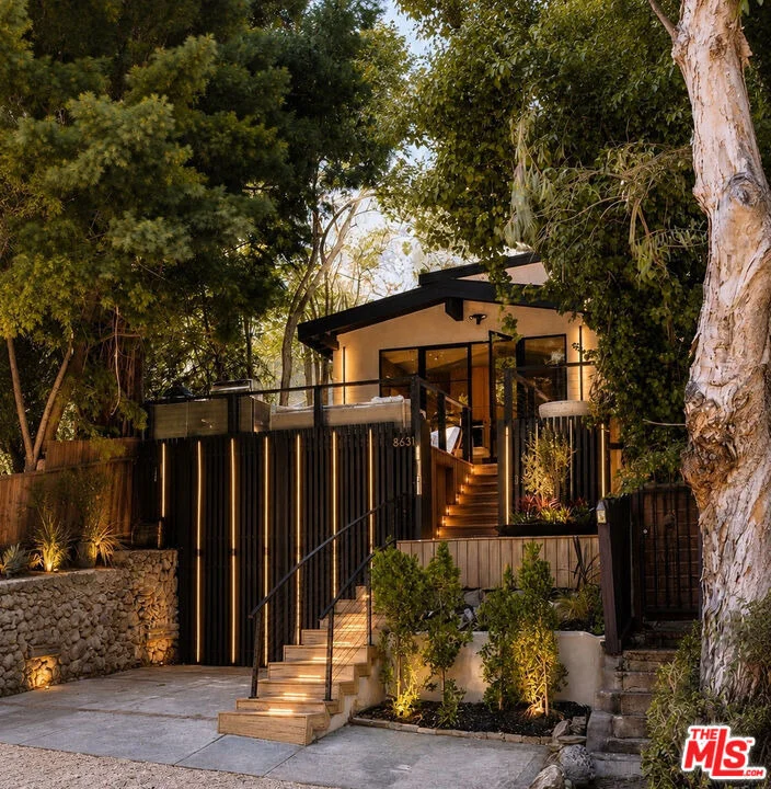Unit for sale at 8631 Lookout Mountain Avenue, Los Angeles, CA 90046