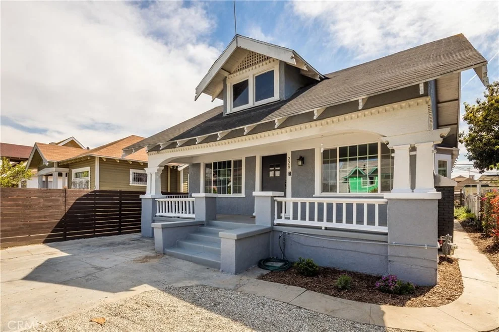 Unit for sale at 228 W 51st Street, Los Angeles, CA 90037
