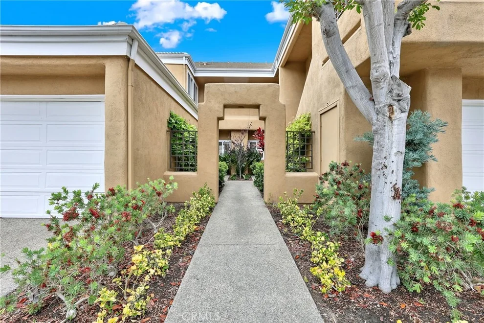 Unit for sale at 24 Vassar Aisle, Irvine, CA 92612