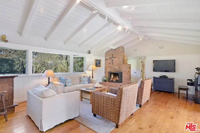 Unit for sale at 28944 GRAYFOX Street, Malibu, CA 90265