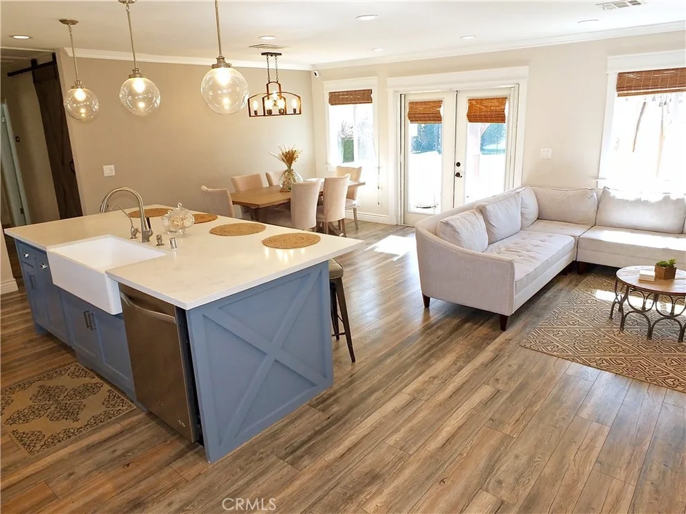 Unit for sale at 6010 Droxford Street, Lakewood, CA 90713