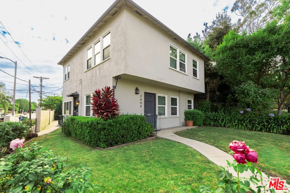 Unit for sale at 2499 S Barrington Avenue, Los Angeles, CA 90064