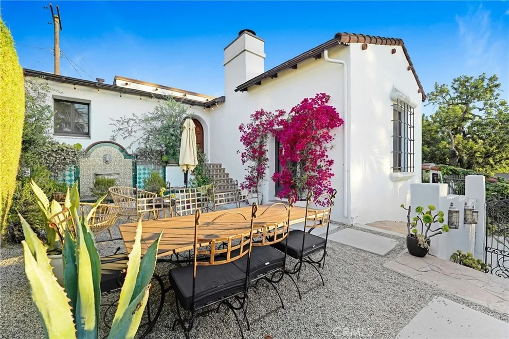 Unit for sale at 3332 Blair, Los Angeles, CA 90068
