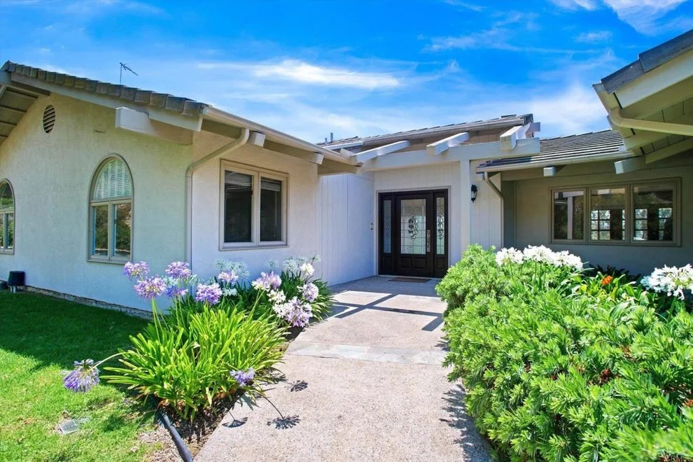 Unit for sale at 16850 Los Morros, Rancho Santa Fe, CA 92067