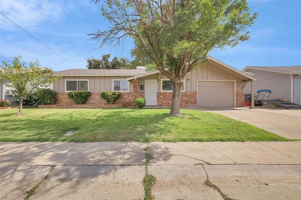 Unit for sale at 1467 Stewart Way, Yuba City, CA 95991