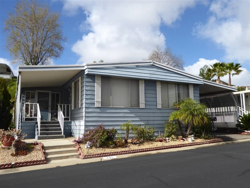 Unit for sale at 525 W El Norte Pkwy, Escondido, CA 92026