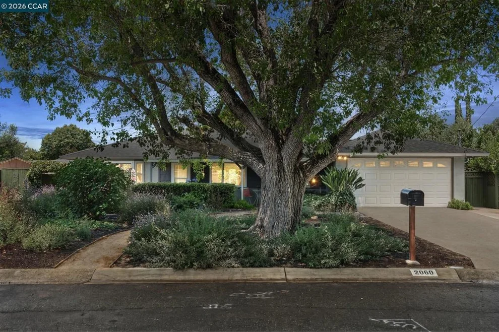 Unit for sale at 2060 Ahneita Dr., Pleasant Hill, CA 94523-3403