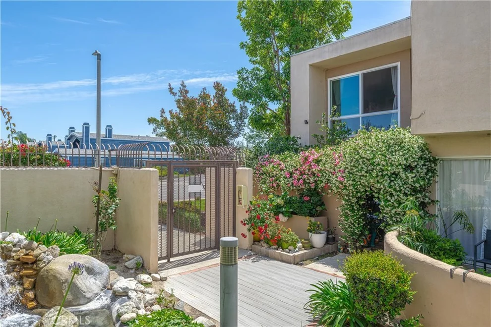 Unit for sale at 10732 Knott, Stanton, CA 90680