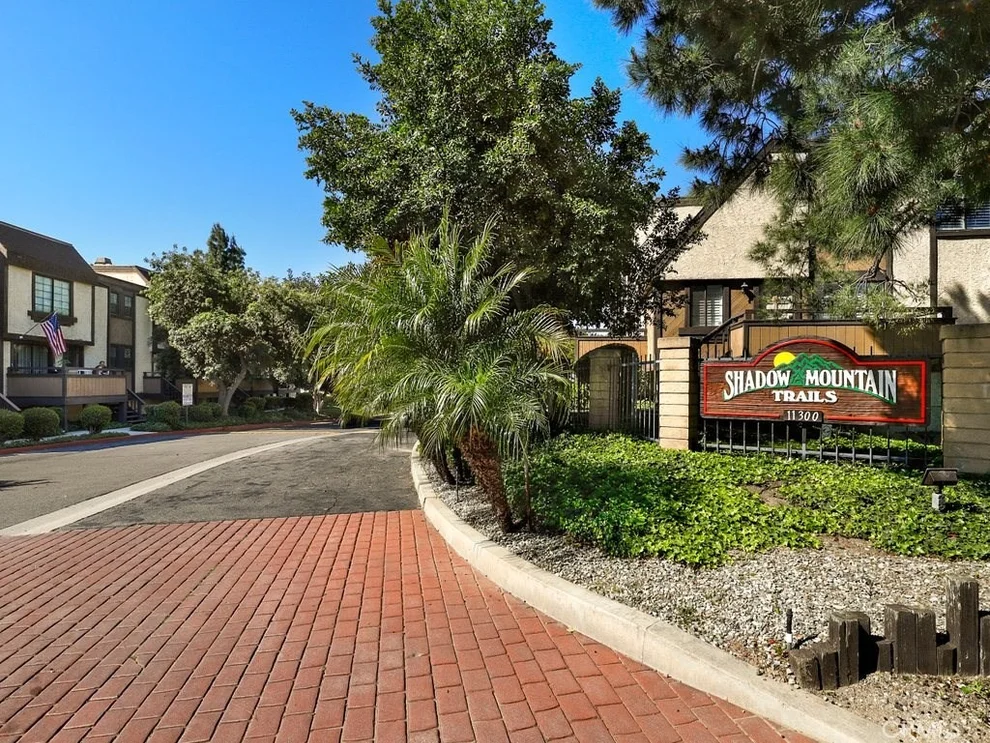 Unit for sale at 11300 Foothill Boulevard, Sylmar, CA 91342