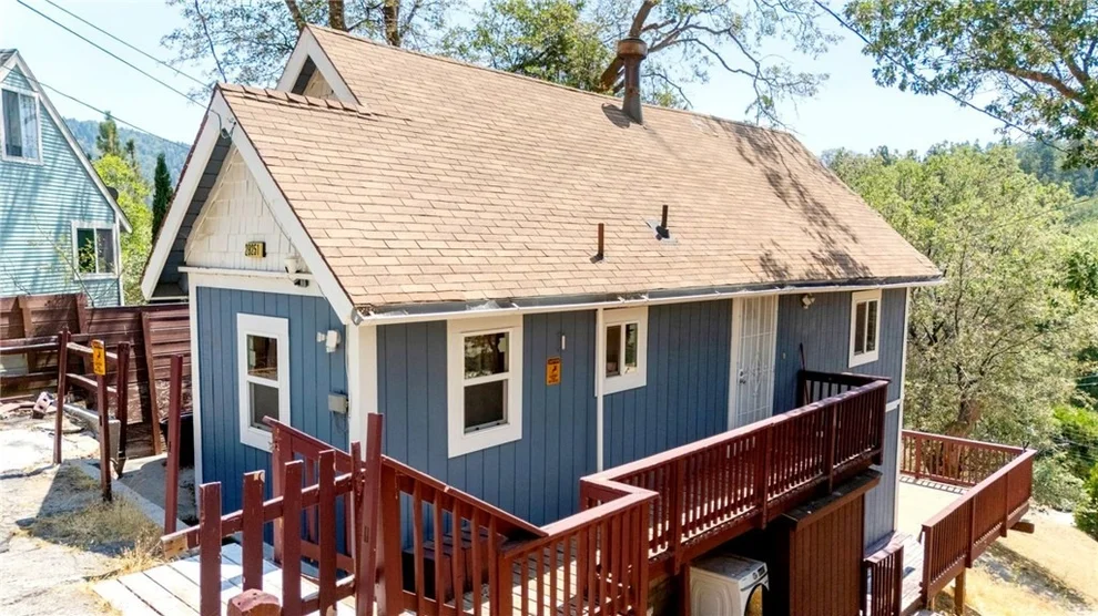Unit for sale at 29251 Lake Brook, Cedar Glen, CA 92321