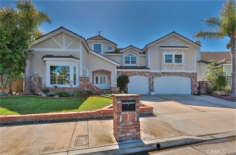 Unit for sale at 16111 Whitecap Lane, Huntington Beach, CA 92649