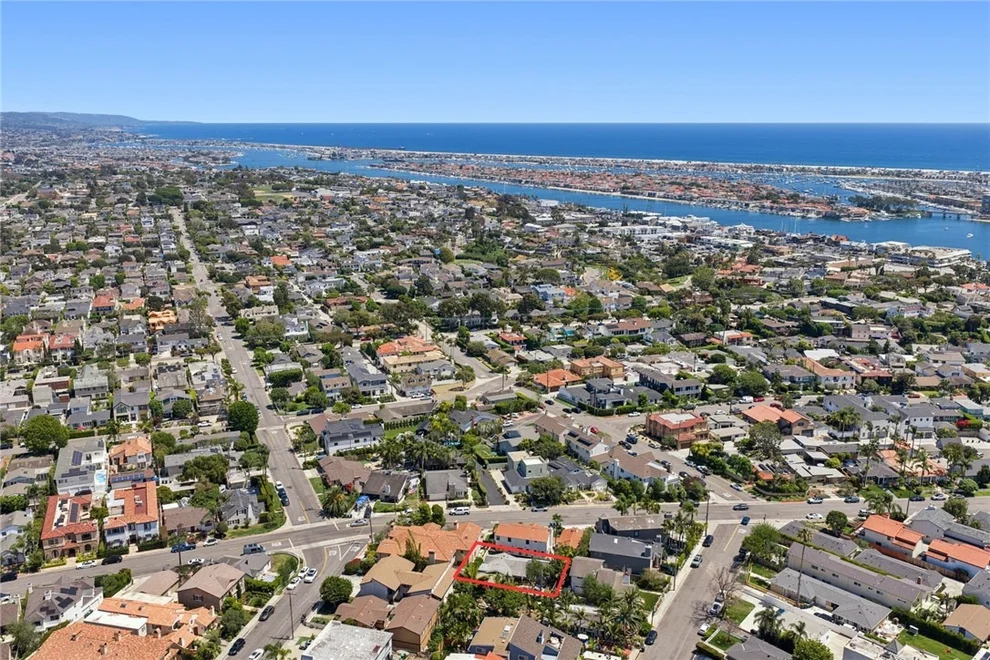Unit for sale at 3214 Broad Street, Newport Beach, CA 92663