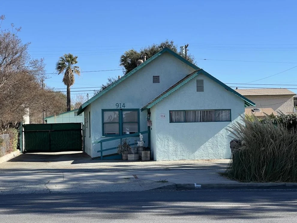 Unit for sale at 914 Beaumont Avenue, Beaumont, CA 92223