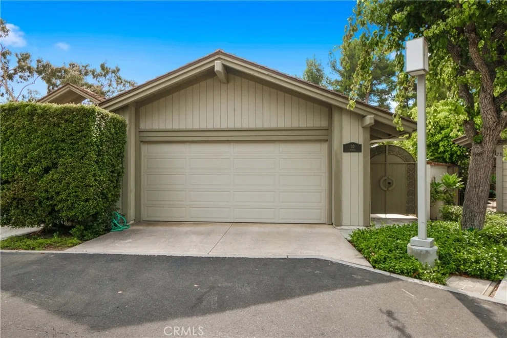 Unit for sale at 30 Arboles, Irvine, CA 92612