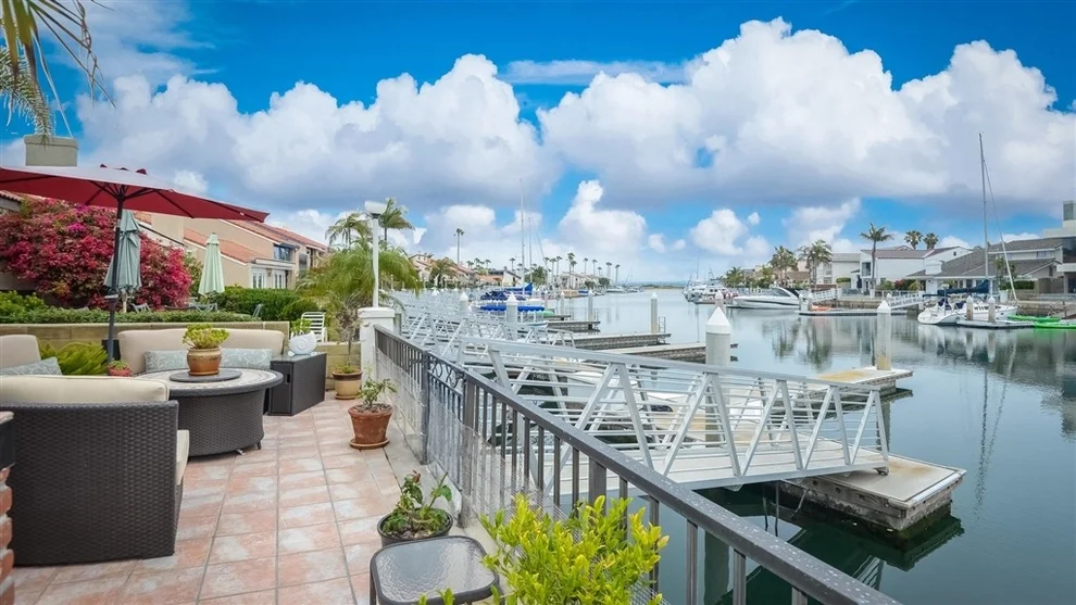 Unit for sale at 89 Port Of Spain Rd, Coronado, CA 92118