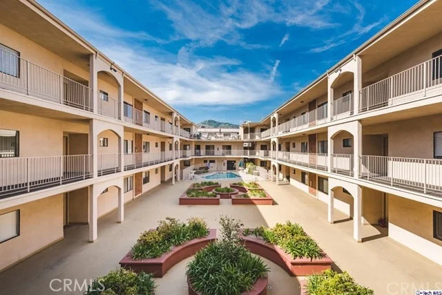 Unit for sale at 221 E Lexington Drive, Glendale, CA 91206