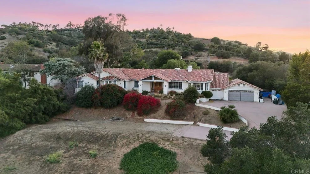 Unit for sale at 2205 Johnston Rd, Escondido, CA 92029