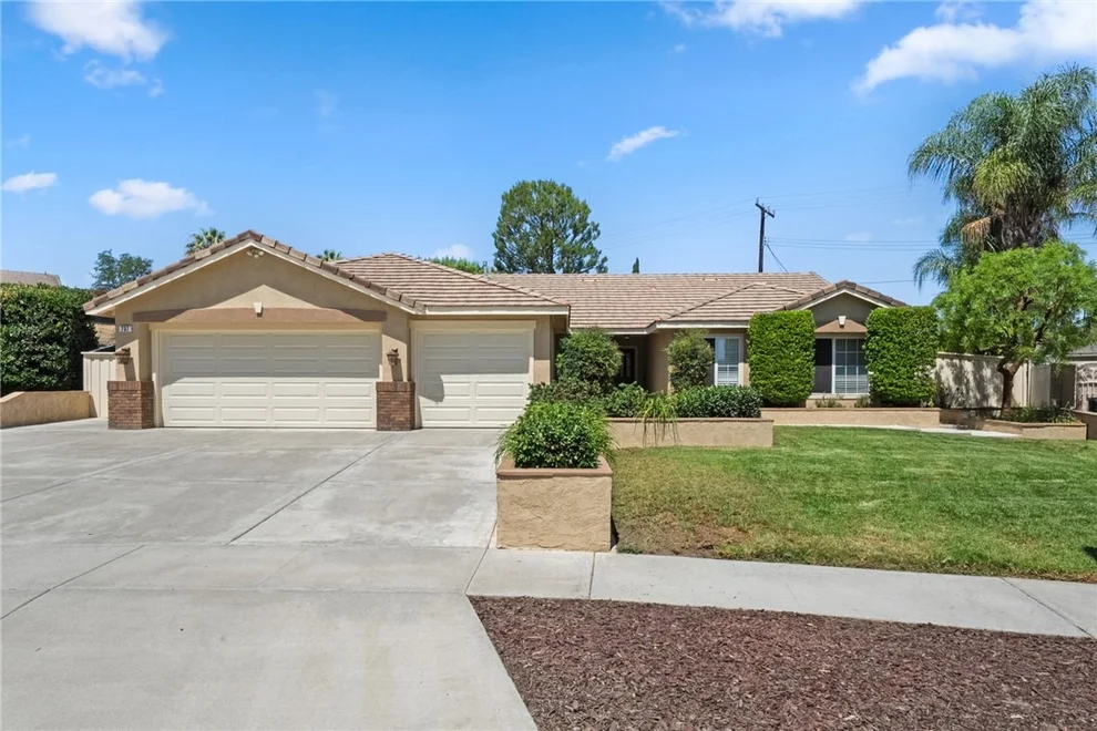 Unit for sale at 737 Beverly Road, Corona, CA 92879