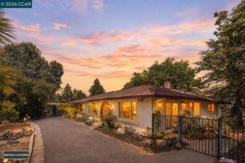 Unit for sale at 834 Carter Acres Ln, Martinez, CA 94553