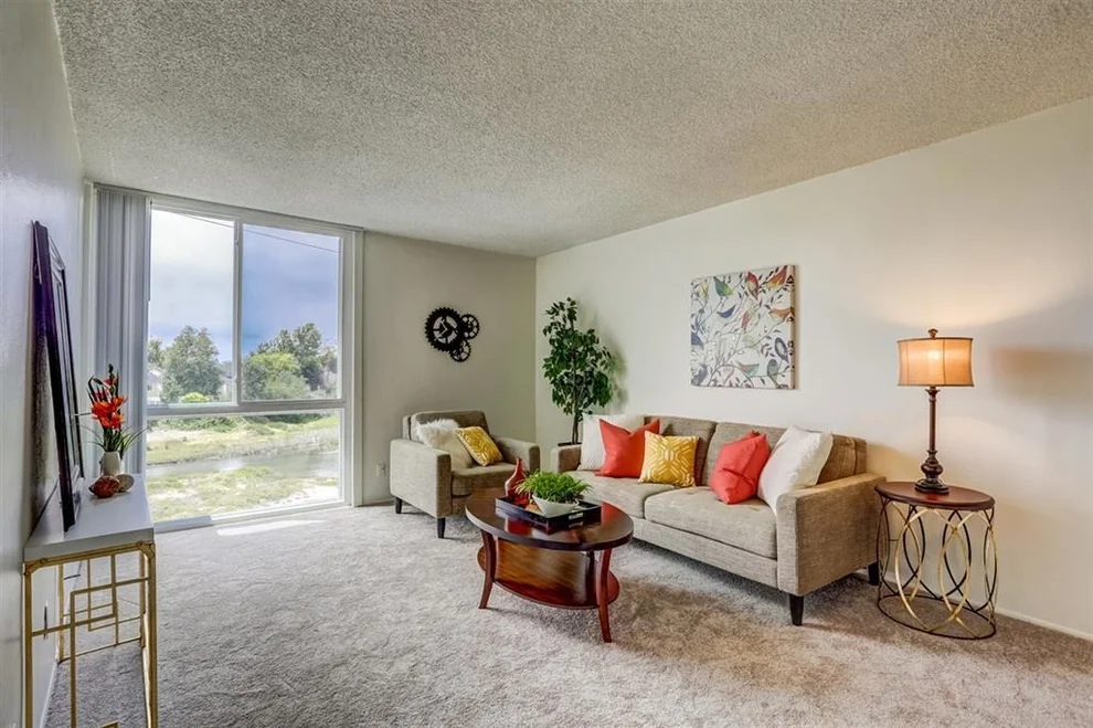 Unit for sale at 3050 Rue Dorleans, San Diego, CA 92110