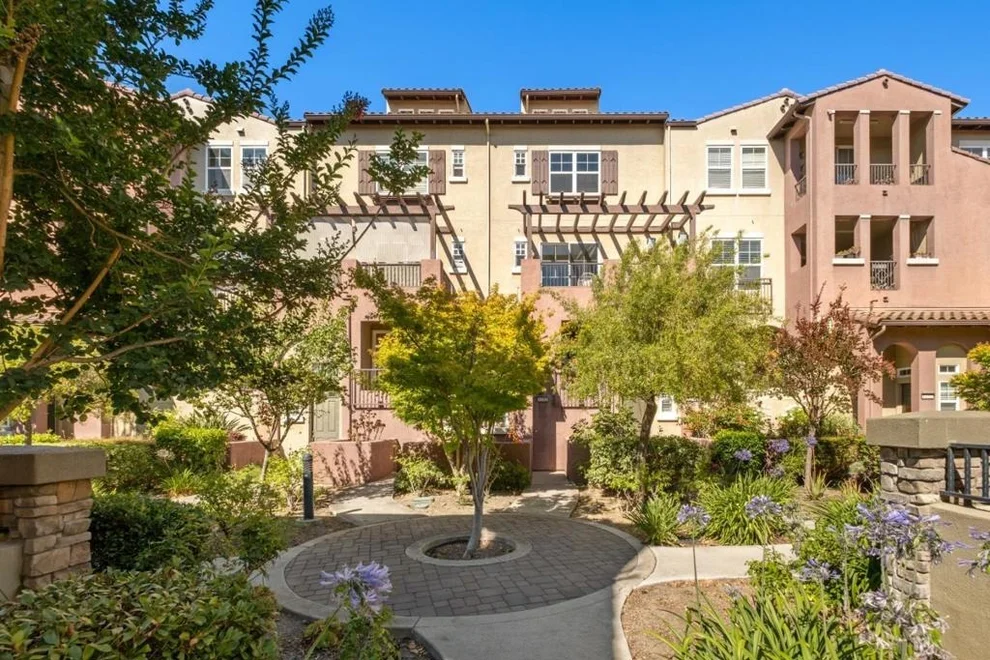 Unit for sale at 1241 Avenida Las Brisas, San Jose, CA 95131