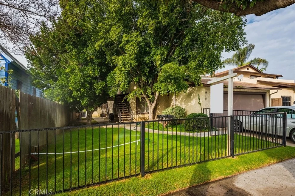 Unit for sale at 915 N Alameda Avenue, Azusa, CA 91702