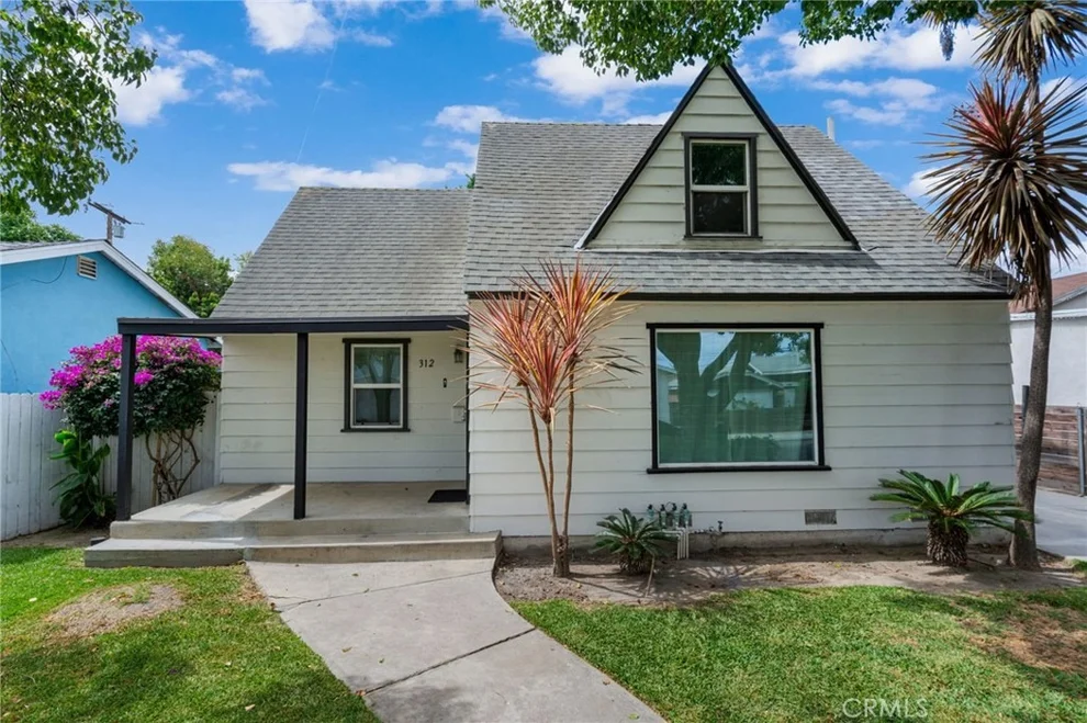 Unit for sale at 312 E Peace, Long Beach, CA 90805