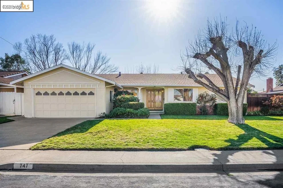 Unit for sale at 747 San Marcos Ct, Concord, CA 94518