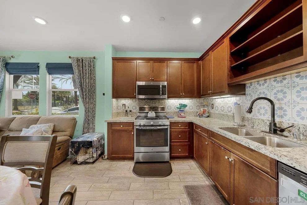 Unit for sale at 1545 Crown Ln, Chula Vista, CA 91915