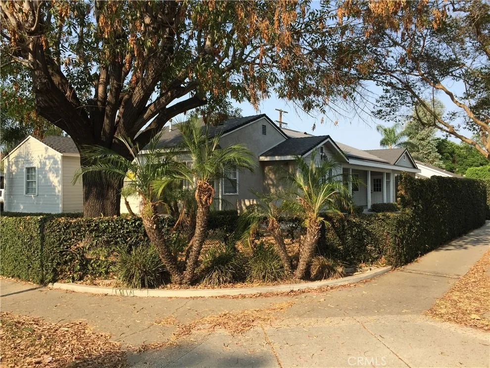 Unit for sale at 5800 Premiere Avenue, Lakewood, CA 90712