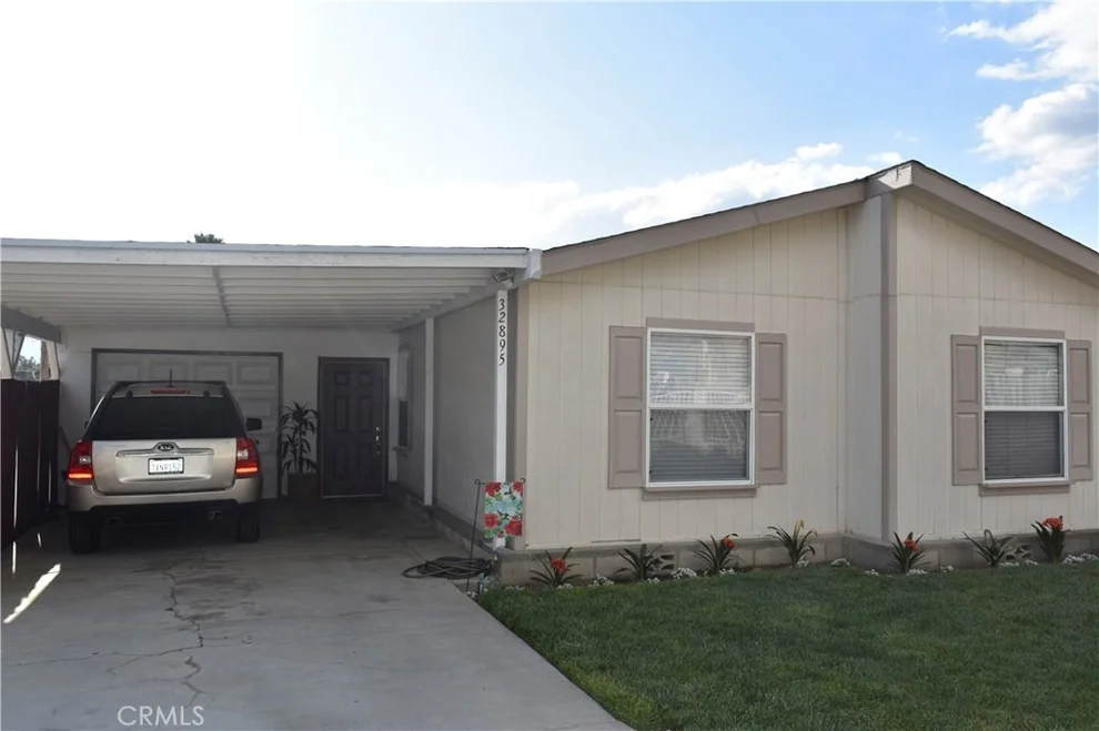 Unit for sale at 32895 Valley View Avenue, Lake Elsinore, CA 92530