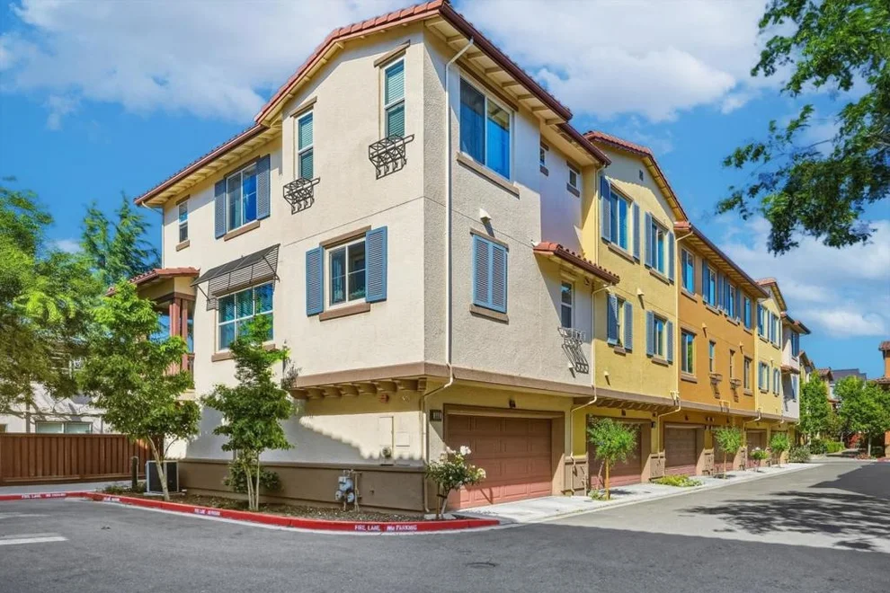 Unit for sale at 351 Santa Diana Terrace, Sunnyvale, CA 94085