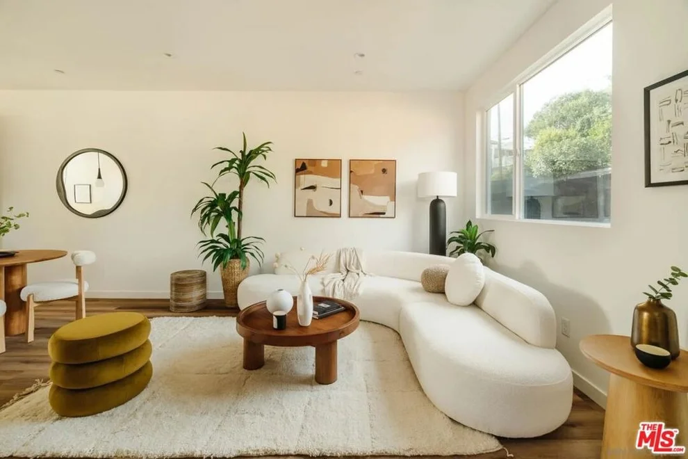 Unit for sale at 3863 N Riley Lane, Los Angeles, CA 90065