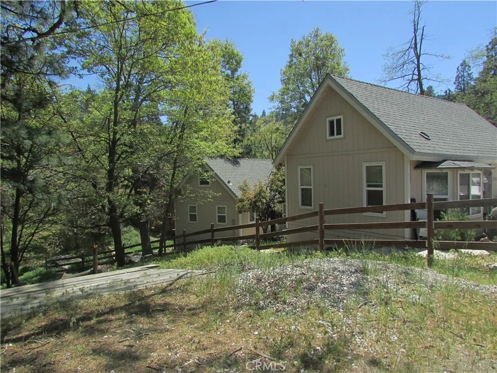 Unit for sale at 22662 Seeley Drive, Crestline, CA 92325