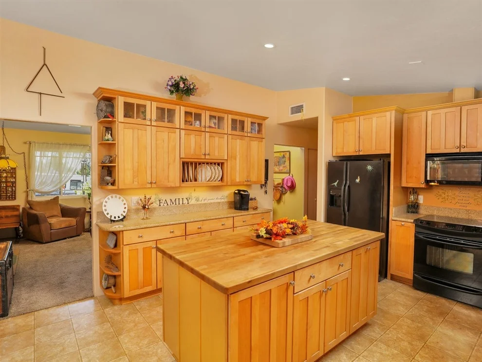 Unit for sale at 12528 Sunglow Dr, El Cajon, CA 92021
