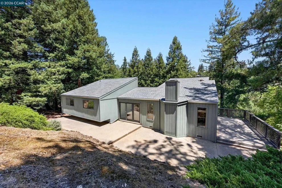 Unit for sale at 53 Sleepy Hollow Ln, Orinda, CA 94563