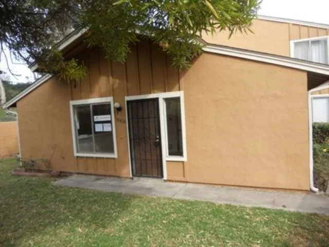 Unit for sale at 10430 Caminito Sulmona, San Diego, CA 92129