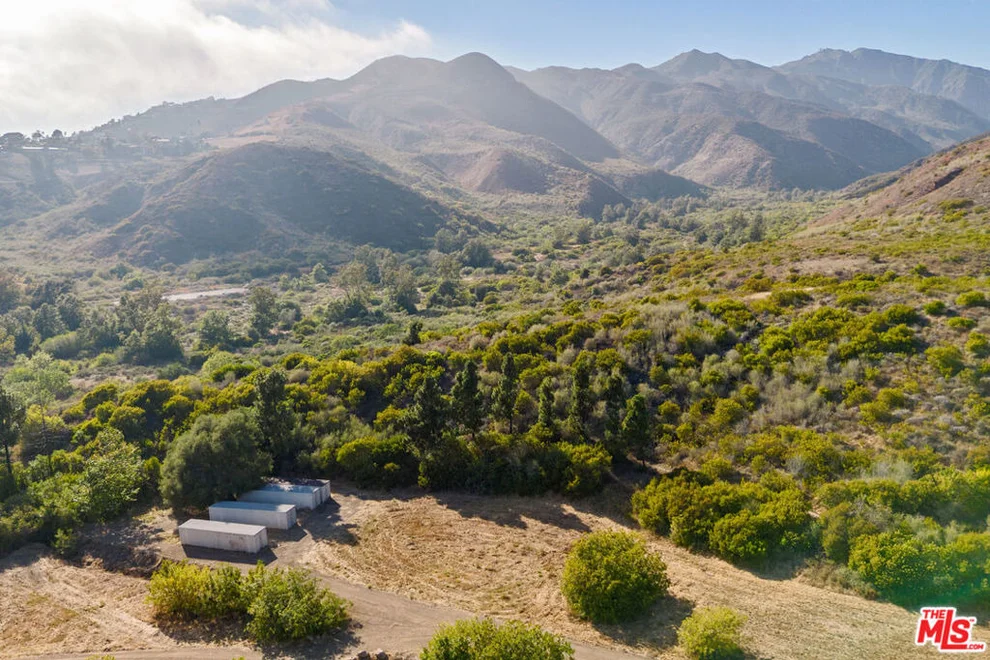Unit for sale at 5737 Bonsall Drive, Malibu, CA 90265