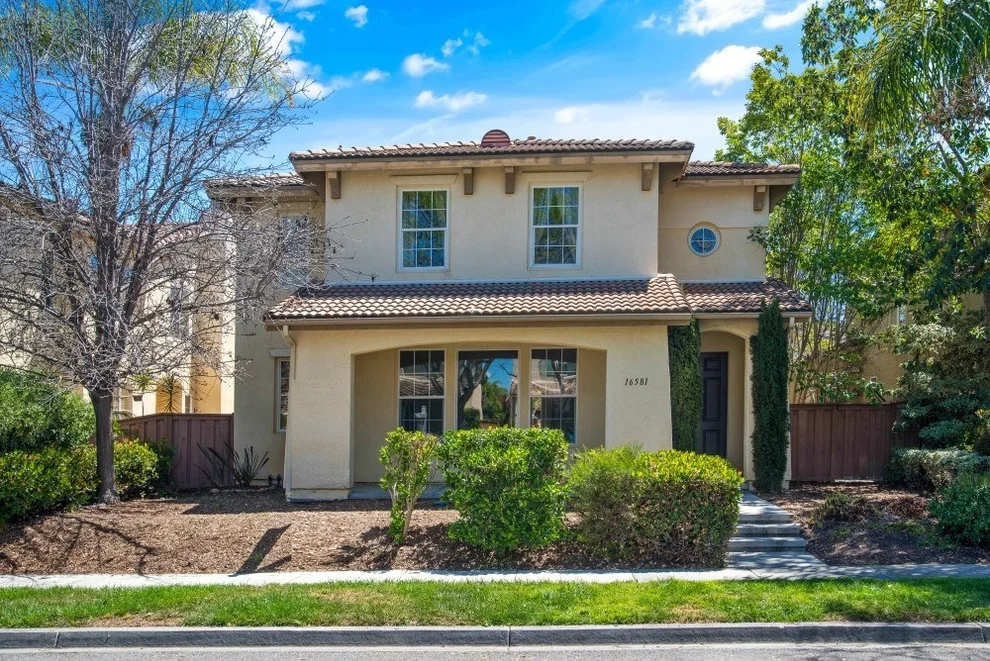 Unit for sale at 16581 4S Ranch Pkwy, San Diego, CA 92127