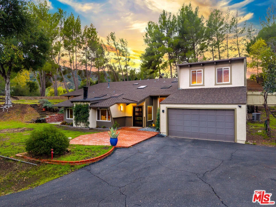 Unit for sale at 2171 Mckain Street, Calabasas, CA 91302