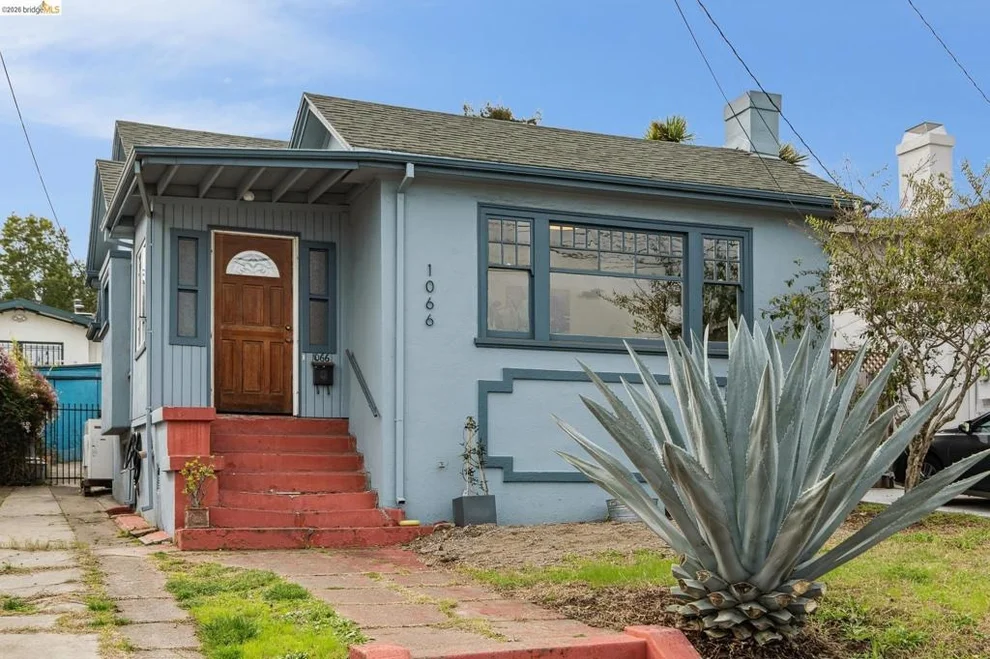 Unit for sale at 1066 Bayview Ave, Oakland, CA 94610