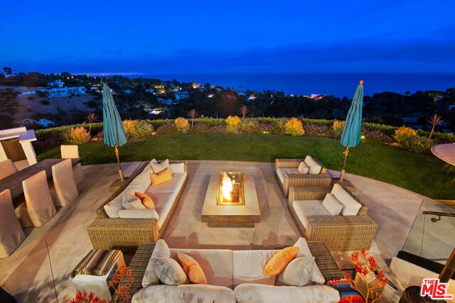 Unit for sale at 6351 TANTALUS Drive, Malibu, CA 90265