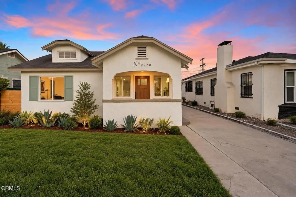 Unit for sale at 2238 S Cochran Avenue, Los Angeles, CA 90016