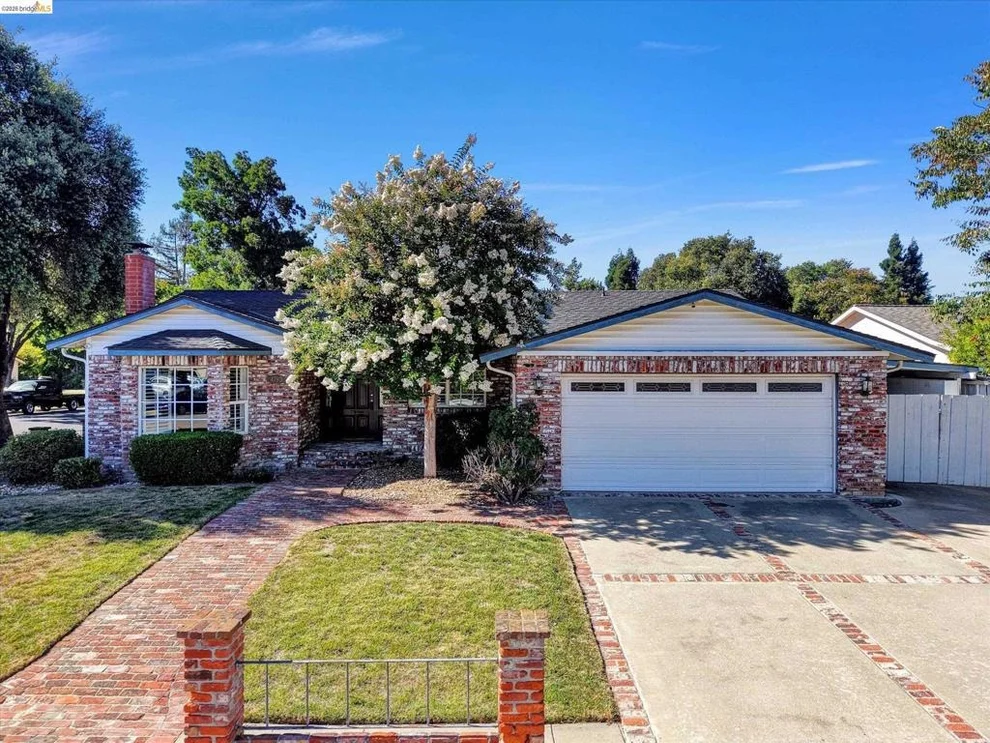 Unit for sale at 4793 Woodthrush Ct, Pleasanton, CA 94566