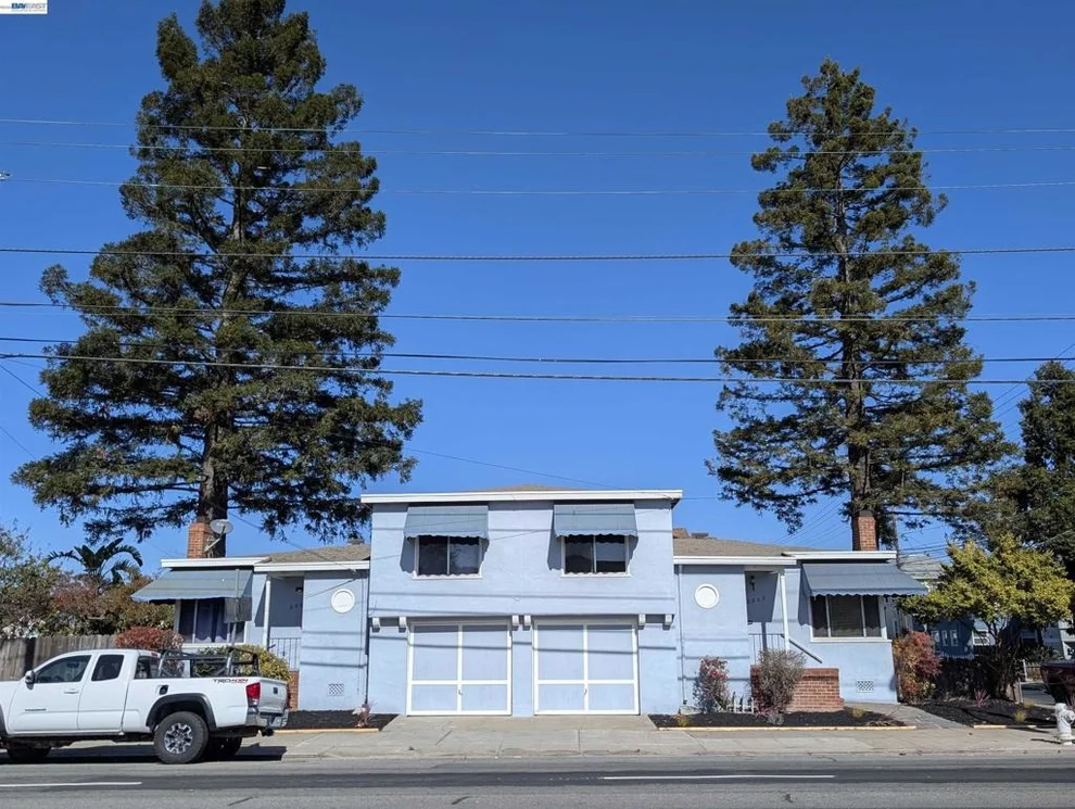 Unit for sale at 2069 Lincoln Ave., Alameda, CA 94501-2712