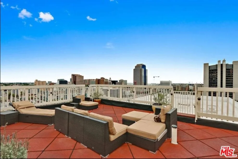 Unit for sale at 315 W 3rd Street, Long Beach, CA 90802