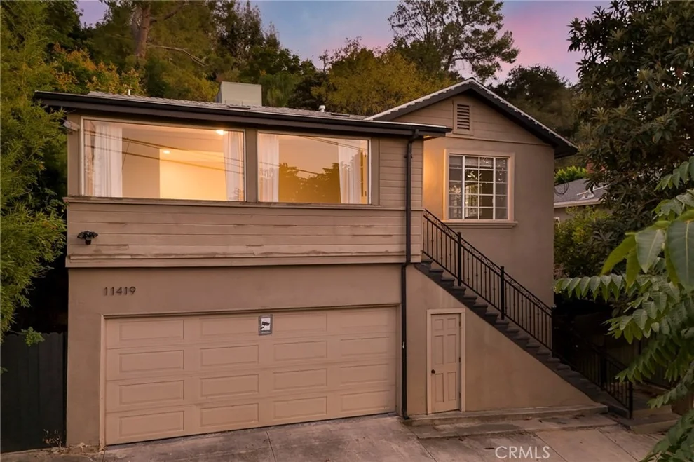 Unit for sale at 11419 Sunshine Terrace, Studio City, CA 91604