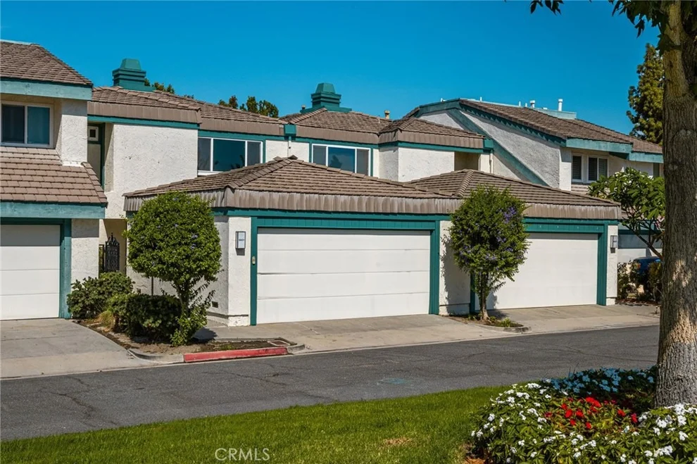 Unit for sale at 6931 Danvers Dr, Garden Grove, CA 92845