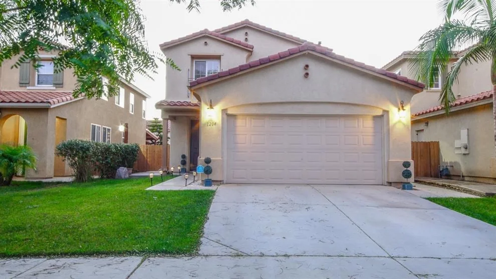 Unit for sale at 1204 Hidden Trails, San Diego, CA 92154