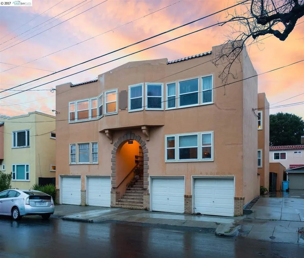 Unit for sale at 1905 Parker St, Berkeley, CA 94704
